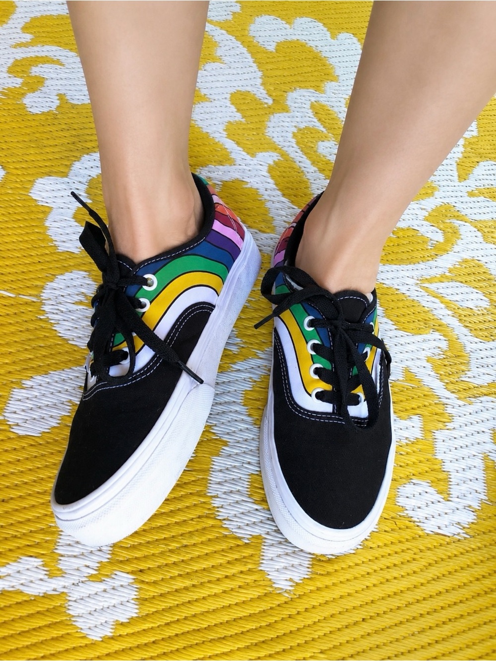 Vans Authentic Refract Rainbow Striped Sneakers Women’s 7.5 Men’s 6 EU 38, Pride